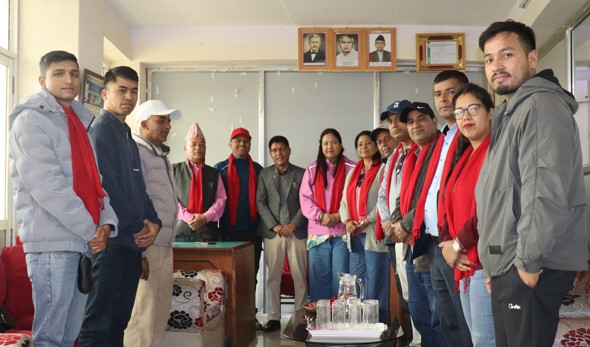 कास्कूनबाट दोलखा जिल्ला बचत संघ अवलोकन भ्रमण